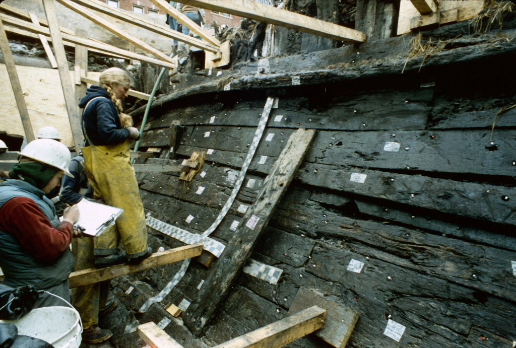 Princess Carolina during excavation.