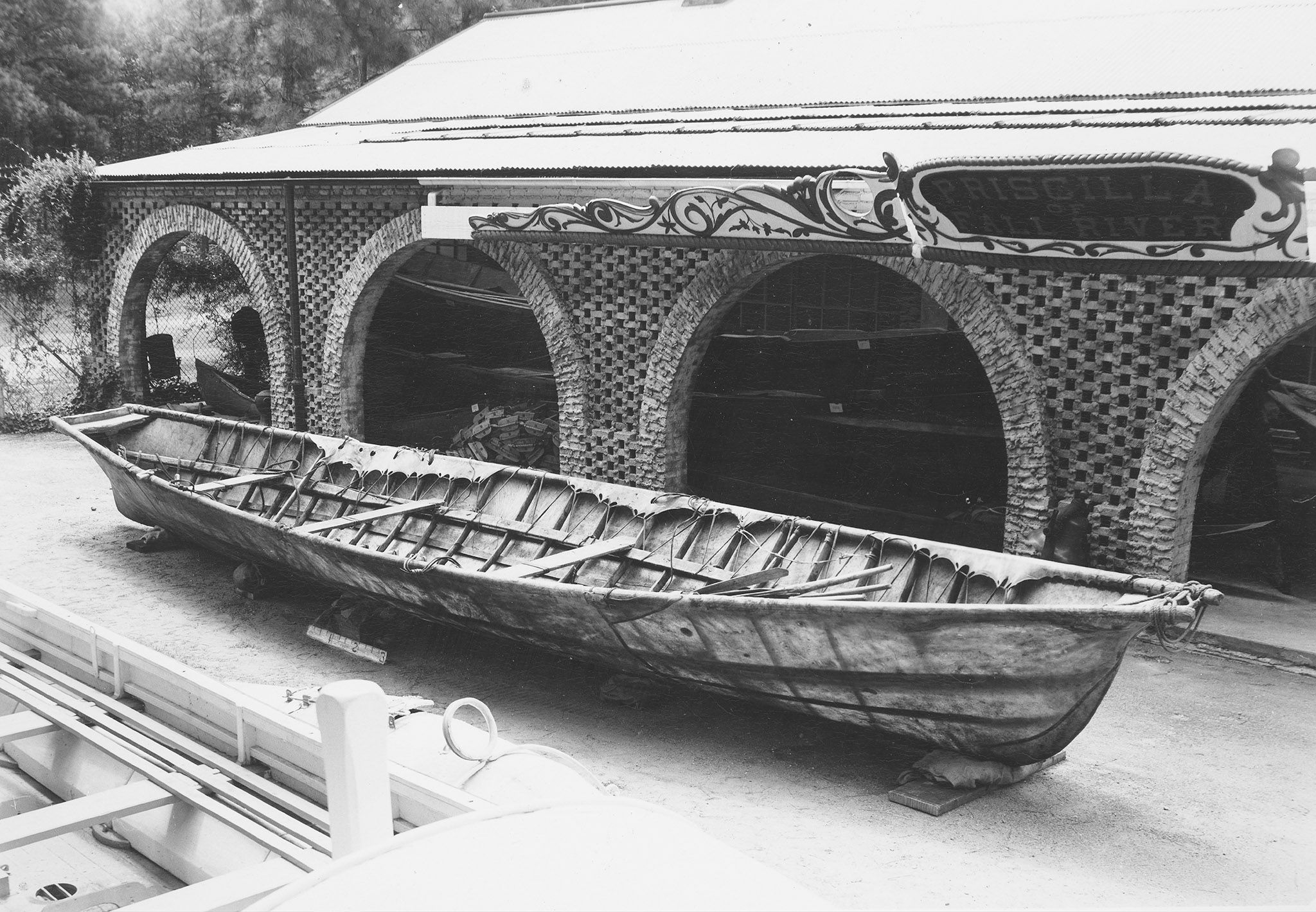 Oomiak (Umiak) canoe